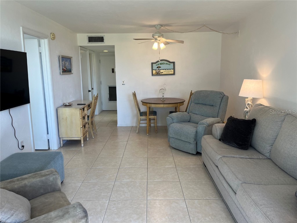 612 Bird Bay Drive S #112CAR Venice FL 34285 N6139718 image5