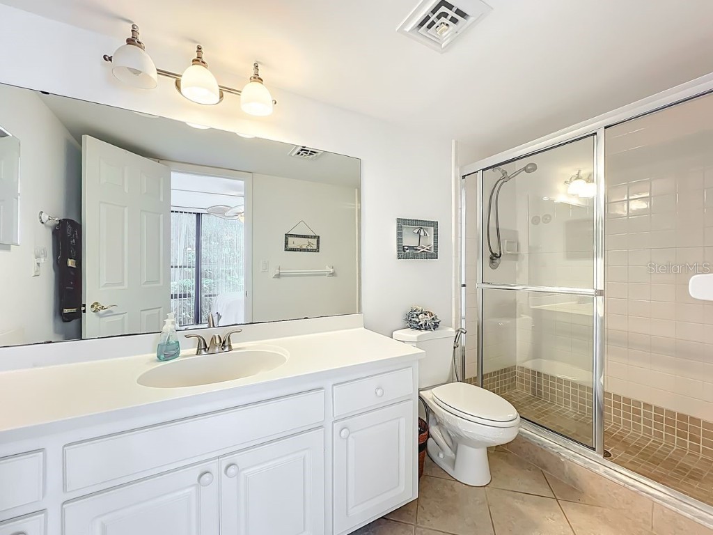 612 Bird Bay Drive S #114 Venice FL 34285 TB8438757 image22