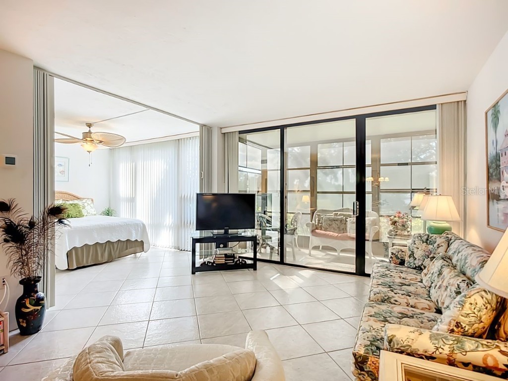 612 Bird Bay Drive S #114 Venice FL 34285 TB8438757 image3