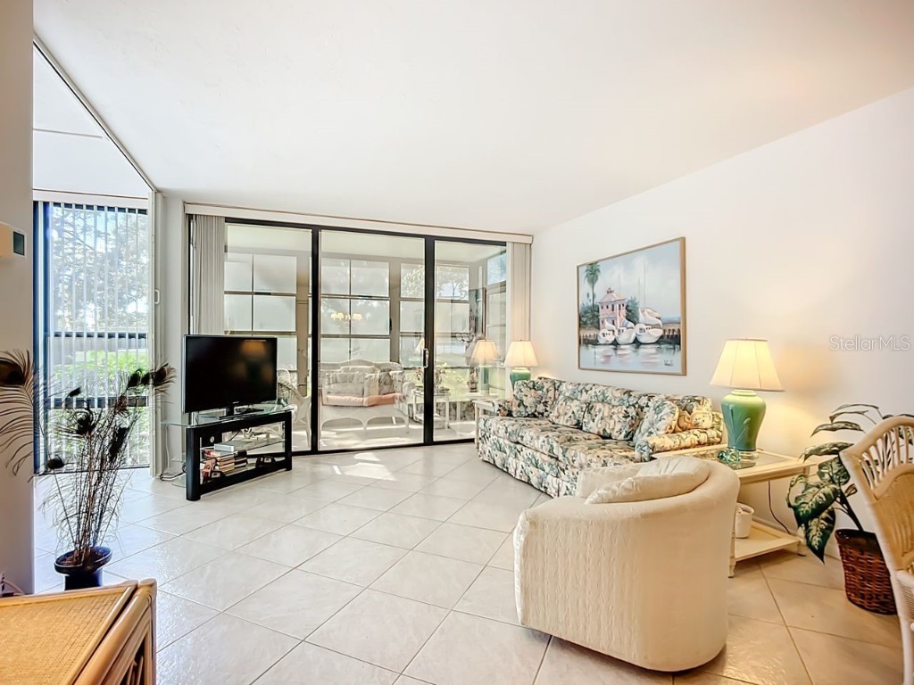 612 Bird Bay Drive S #114 Venice FL 34285 TB8438757 image4