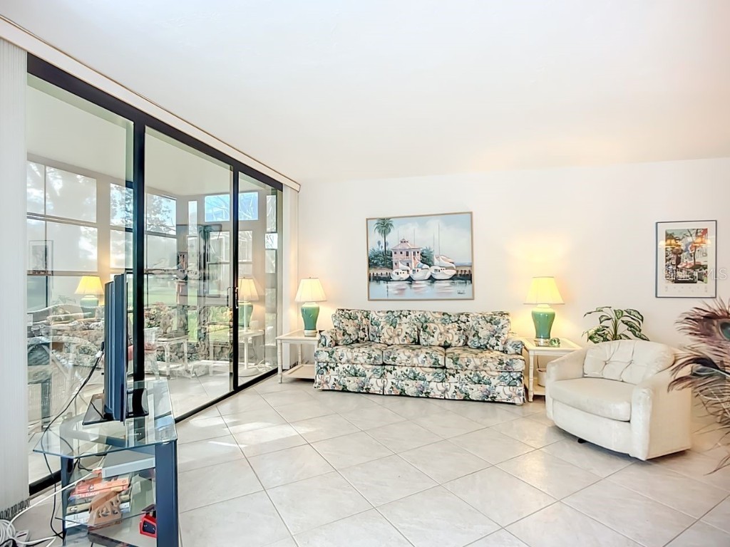 612 Bird Bay Drive S #114 Venice FL 34285 TB8438757 image5