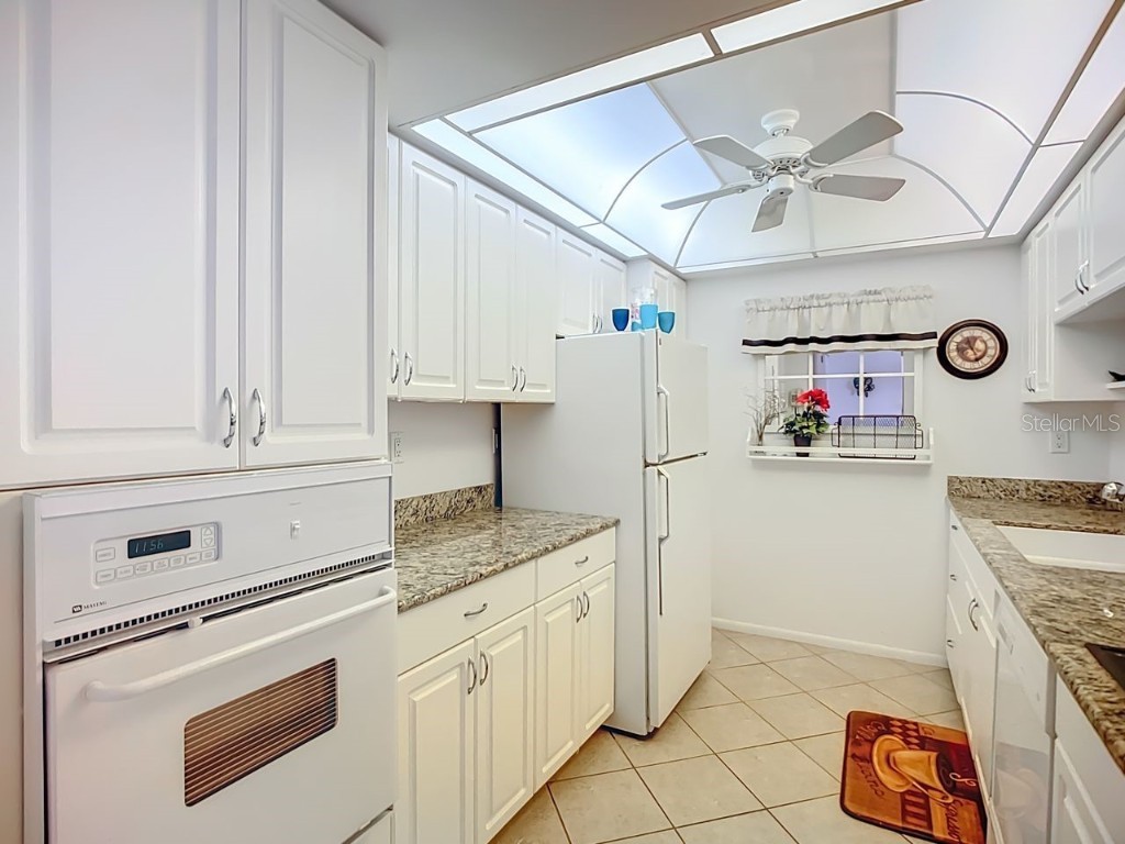 612 Bird Bay Drive S #114 Venice FL 34285 TB8438757 image8