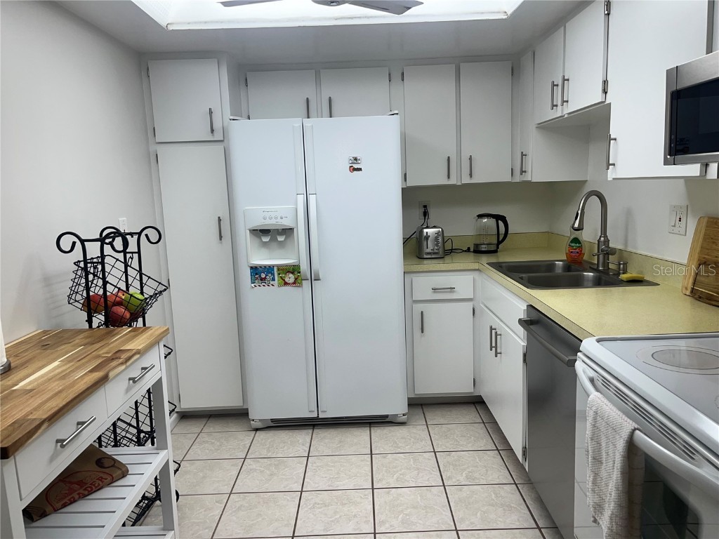 612 Bird Bay Drive S #211 Venice FL 34285 N6140014 image4