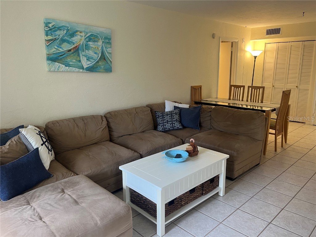 612 Bird Bay Drive S #211 Venice FL 34285 N6140014 image5