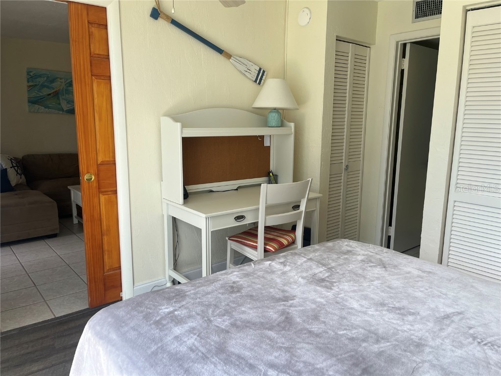 612 Bird Bay Drive S #211 Venice FL 34285 N6140014 image8