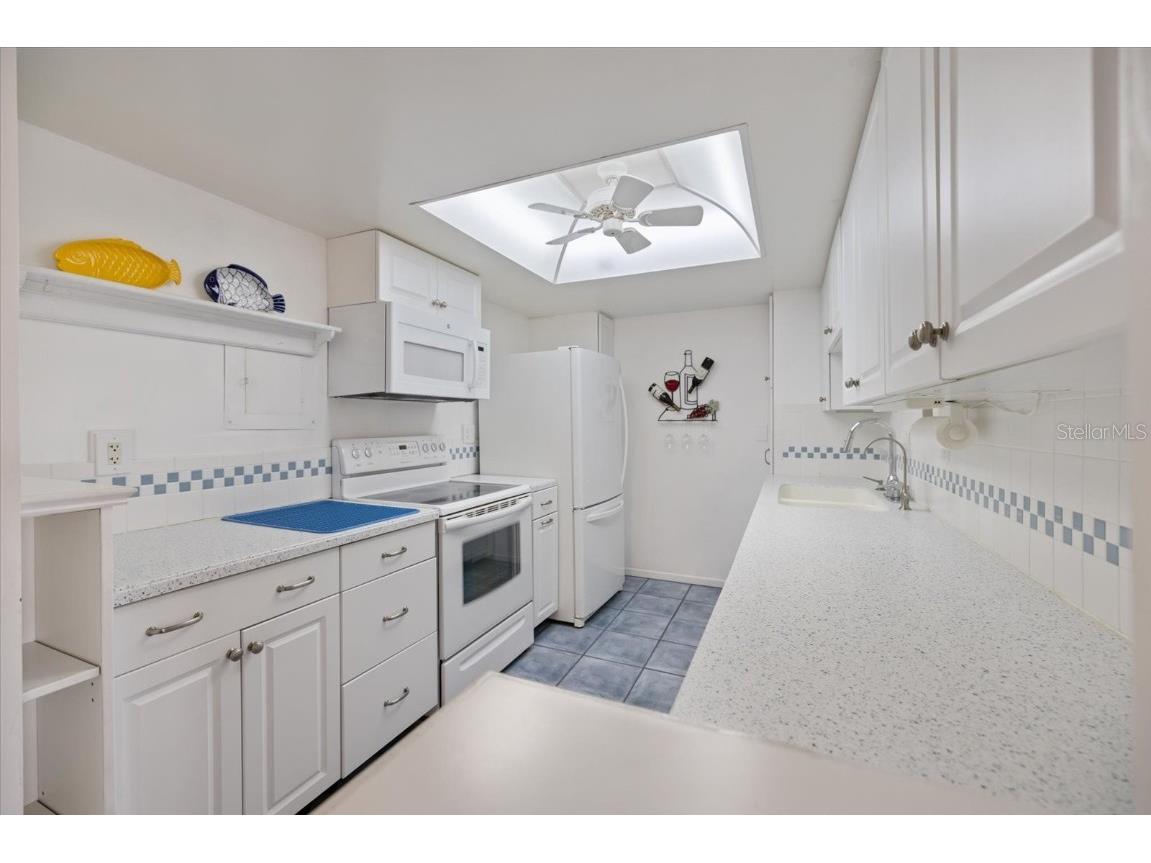 612 Bird Bay Drive S #308 Venice FL 34285 N6138847 image7