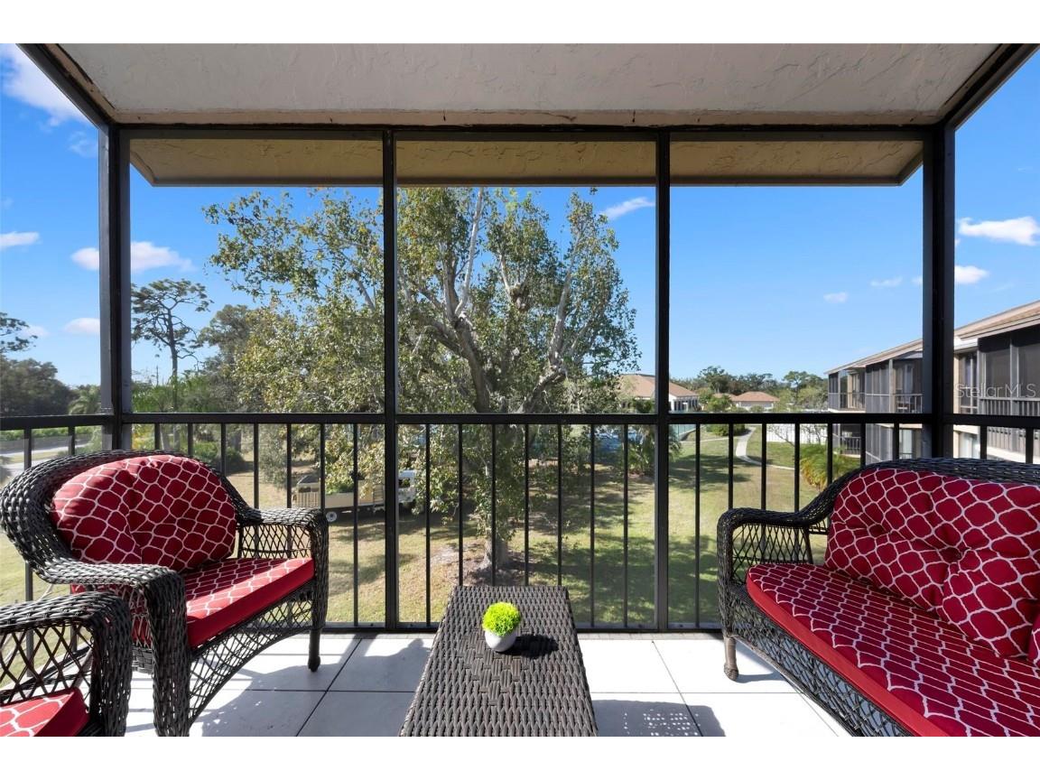 612 Bird Bay Drive S #313 Venice FL 34285 N6141870 image2