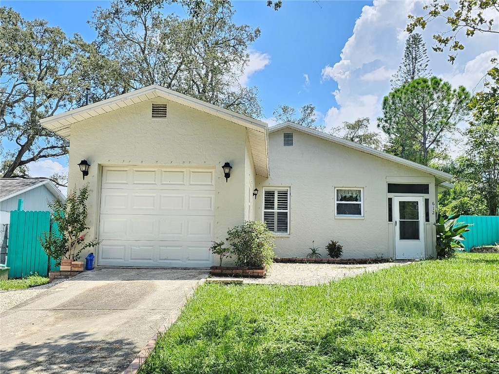 612 Boston Street Tarpon Springs FL 34689 TB8417341 image1