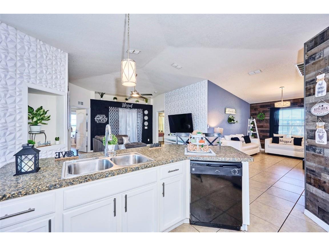 612 Chicago Way Dundee FL 33838 TB8314975 image22