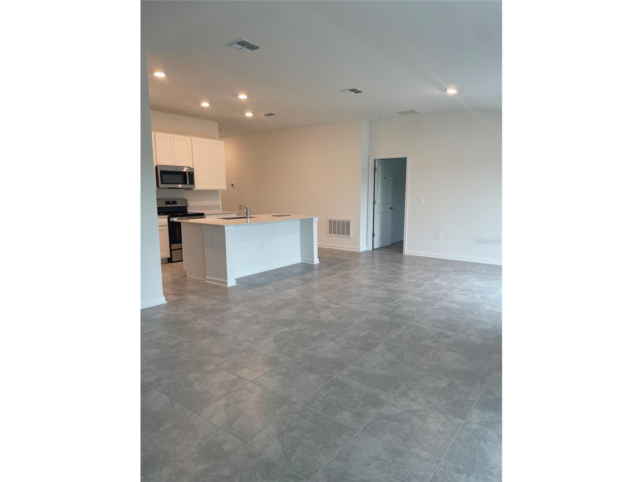 612 Daring Drive Davenport FL 33837 O6388579 image4