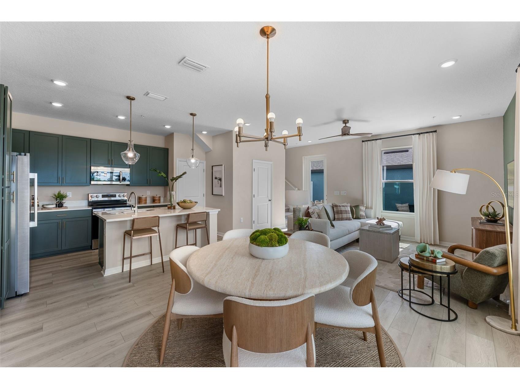 612 Emerald Grove Drive Apopka FL 32703 W7883269 image3