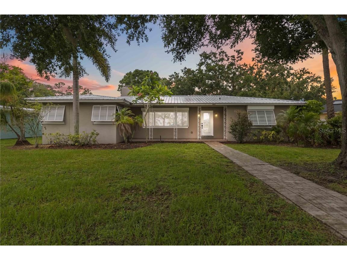 612 Lakeshore Boulevard Kissimmee FL 34744 - LAKE TOHOPEKALIGIA S5128313 image1