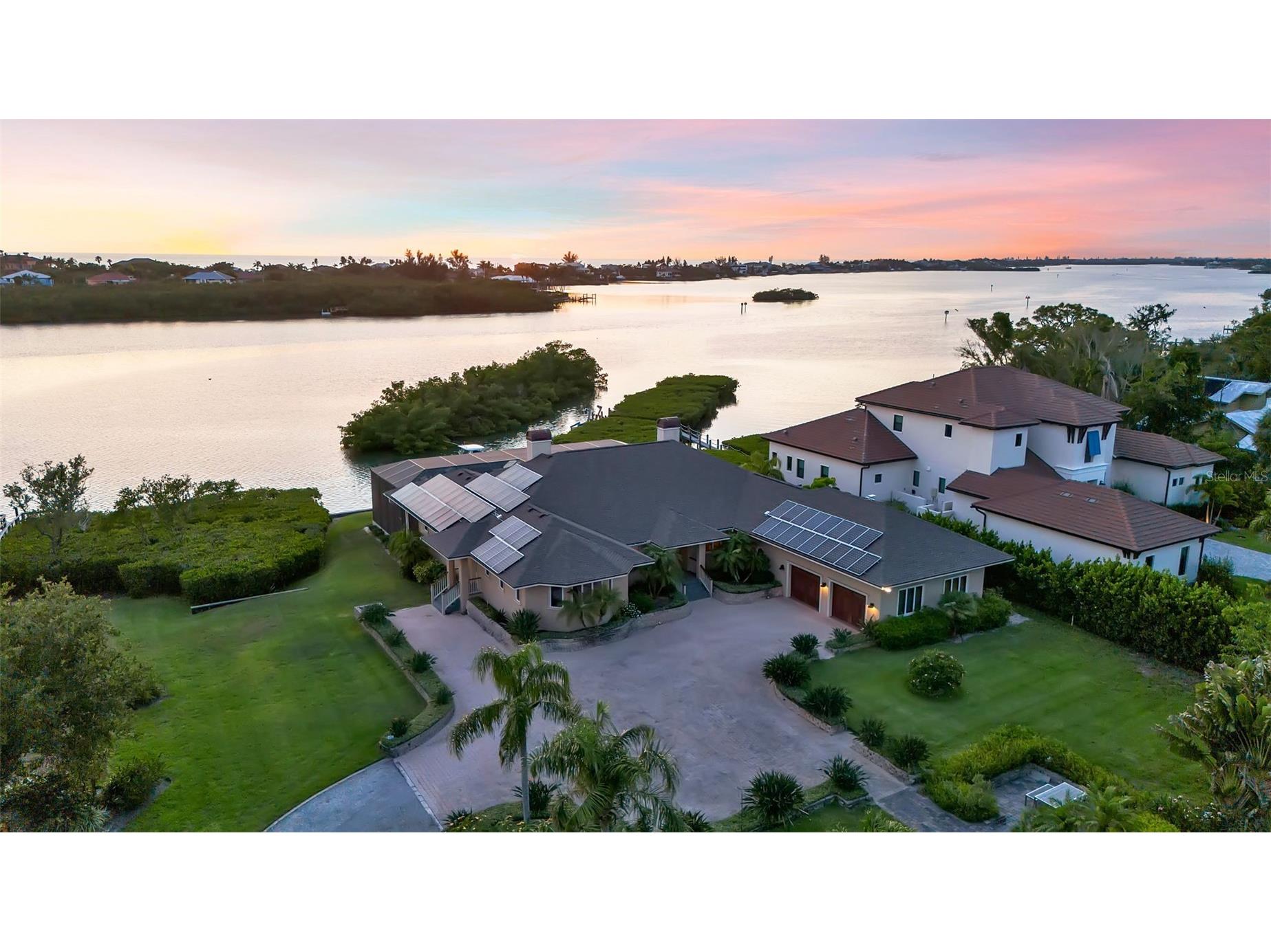 612 Laurel Road W Nokomis FL 34275 A4694029 image1