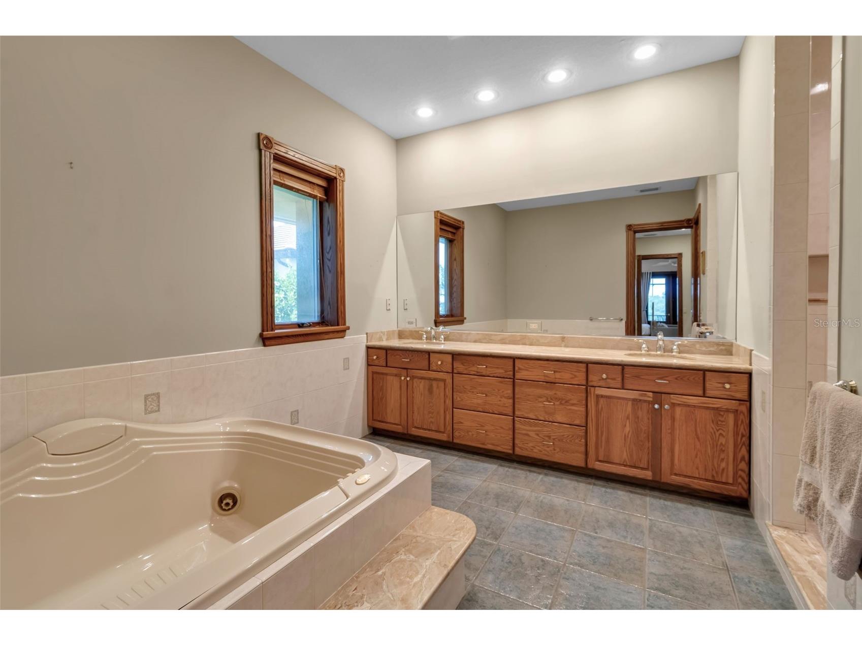 612 Laurel Road W Nokomis FL 34275 A4694029 image52