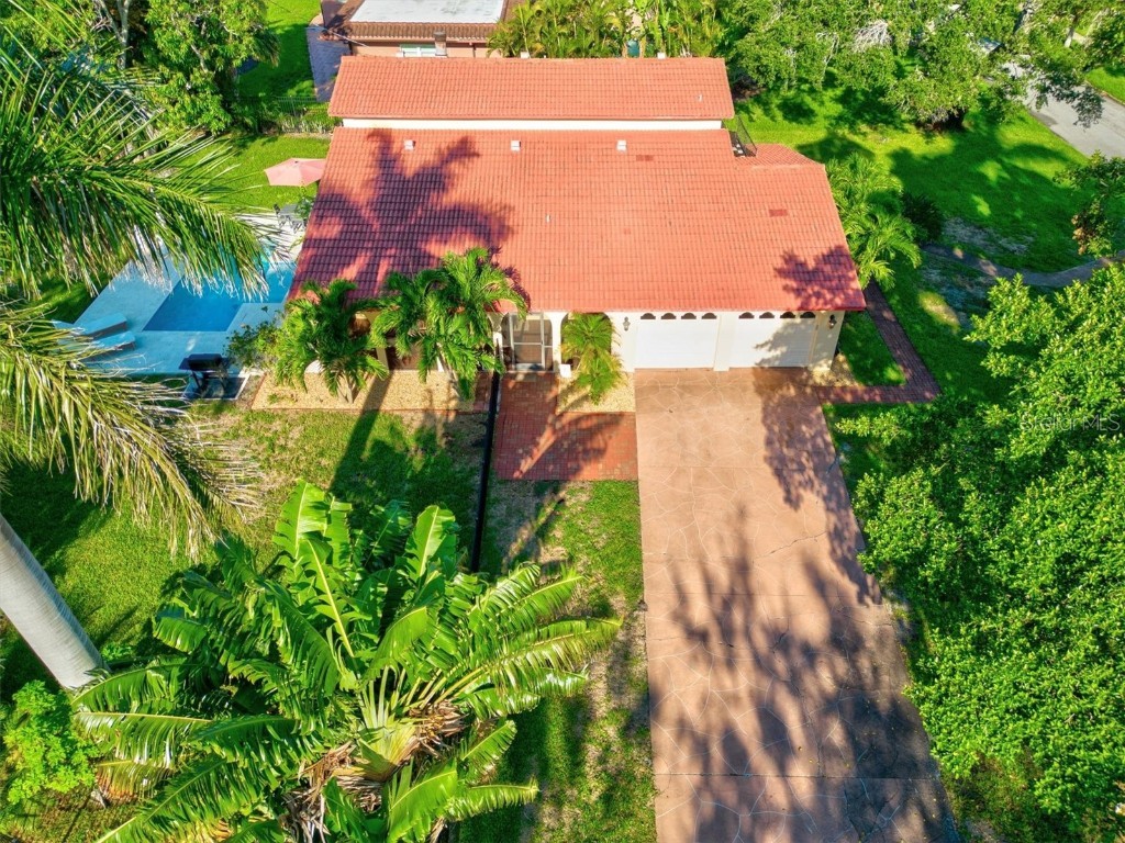 612 Montezuma Drive Bradenton FL 34209 A4582428 image1