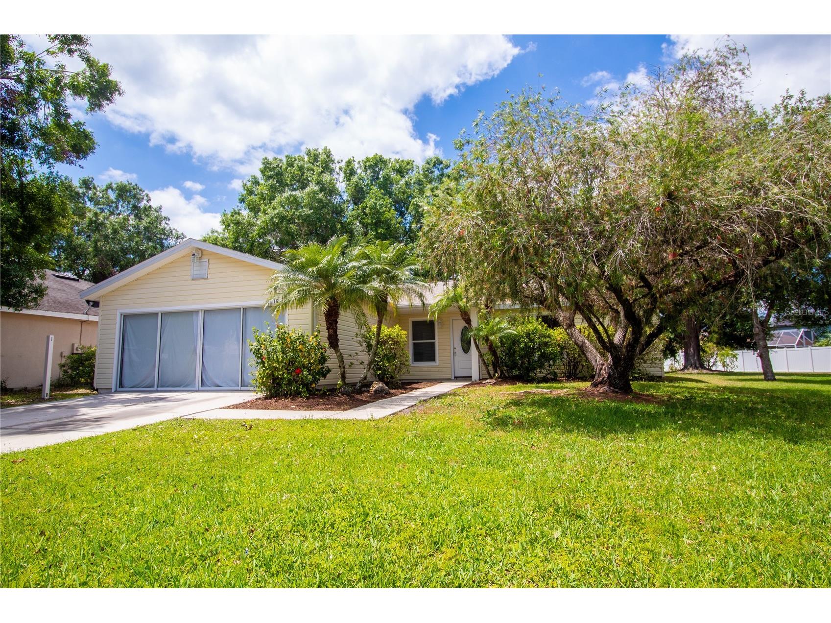 612 Muskrat Drive Kissimmee FL 34759 P4934431 image1