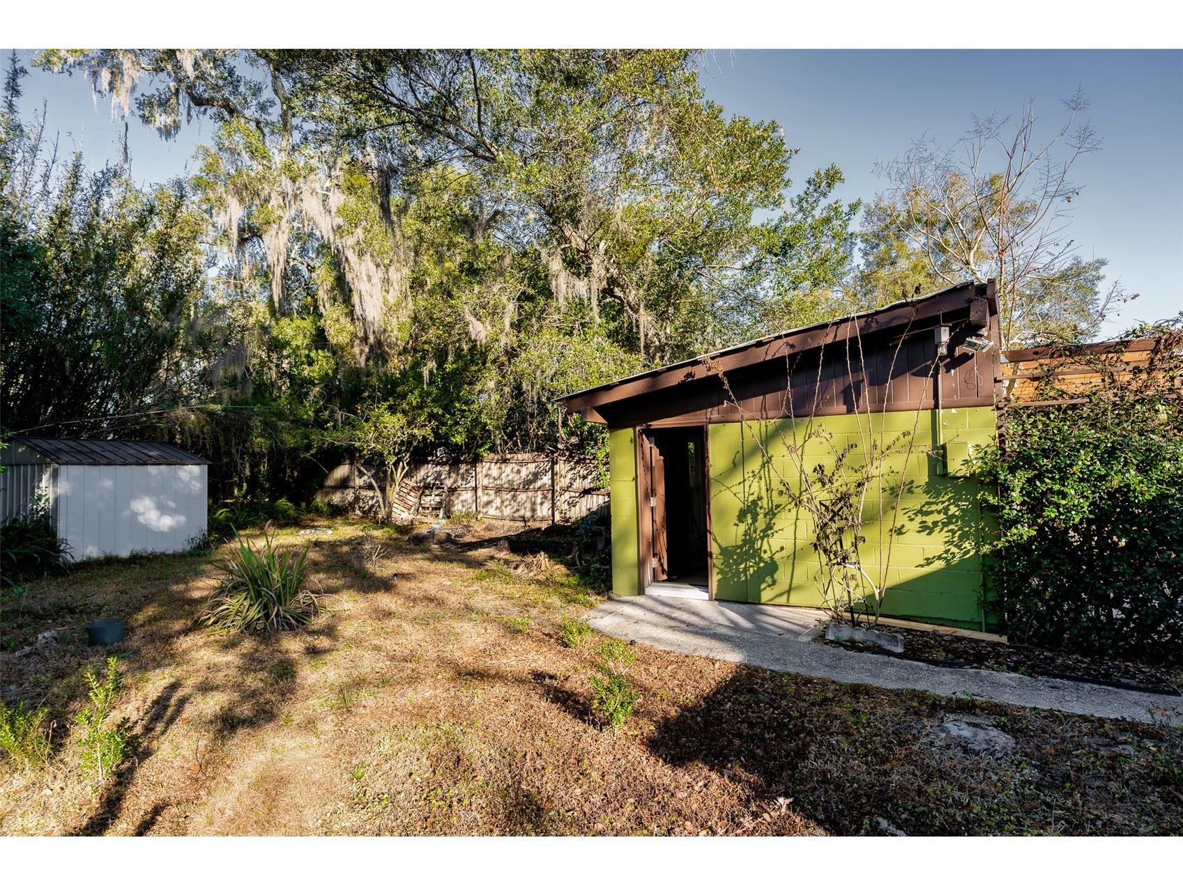 612 N Salisbury Avenue Deland FL 32720 V4947208 image3