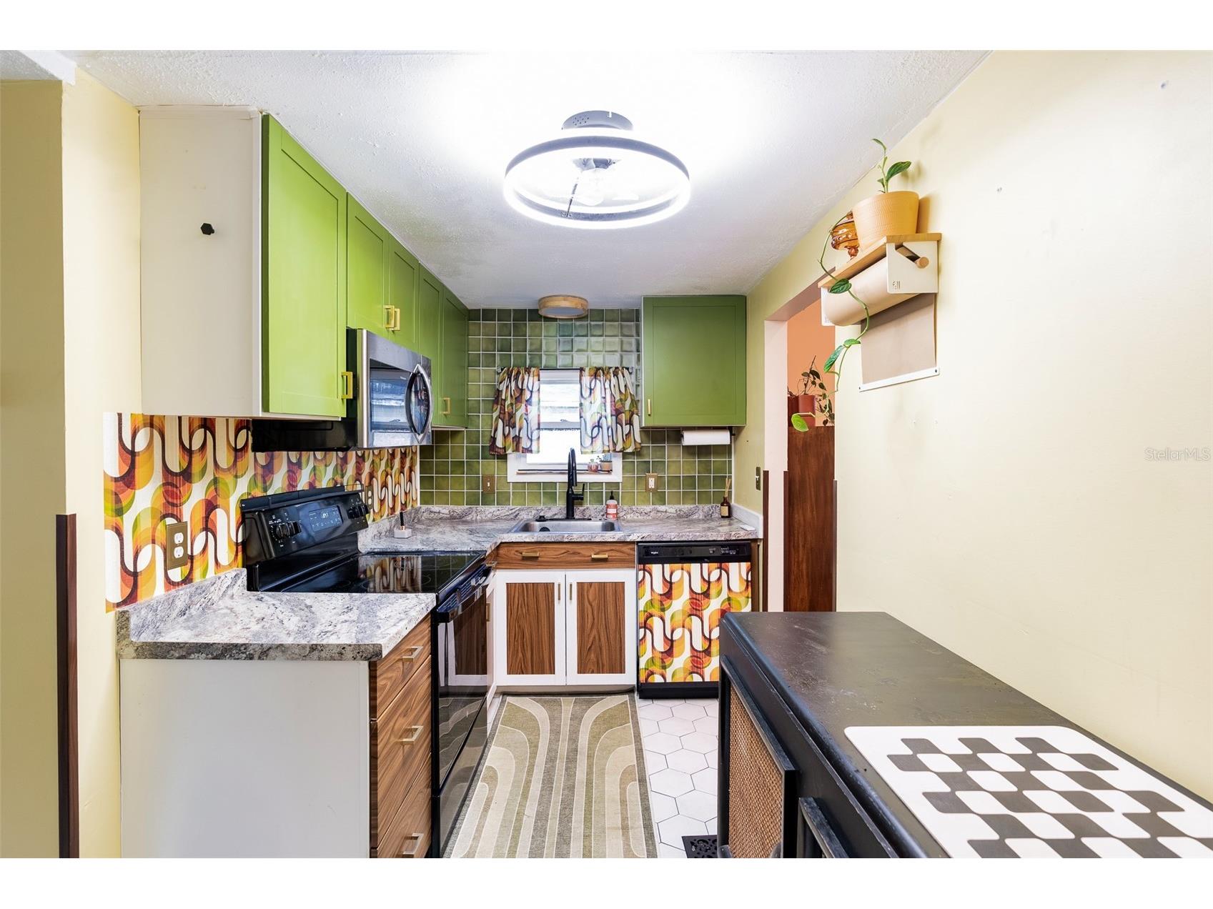 612 N Salisbury Avenue Deland FL 32720 V4947208 image9