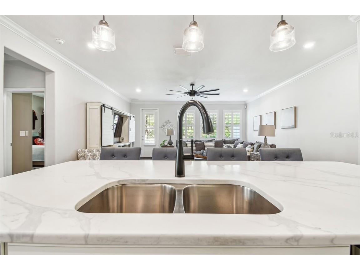 612 Ozona Village Dr Palm Harbor FL 34683 TB8380862 image16