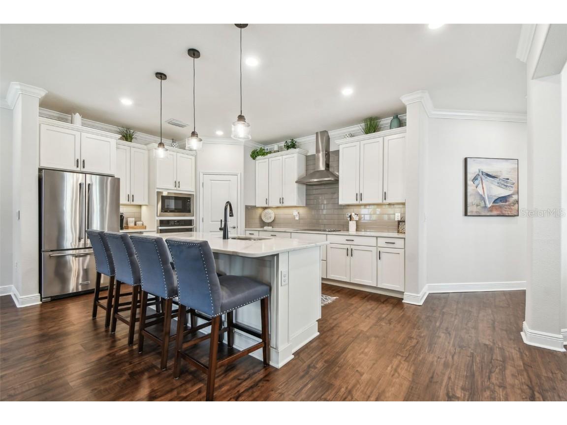 612 Ozona Village Dr Palm Harbor FL 34683 TB8380862 image3