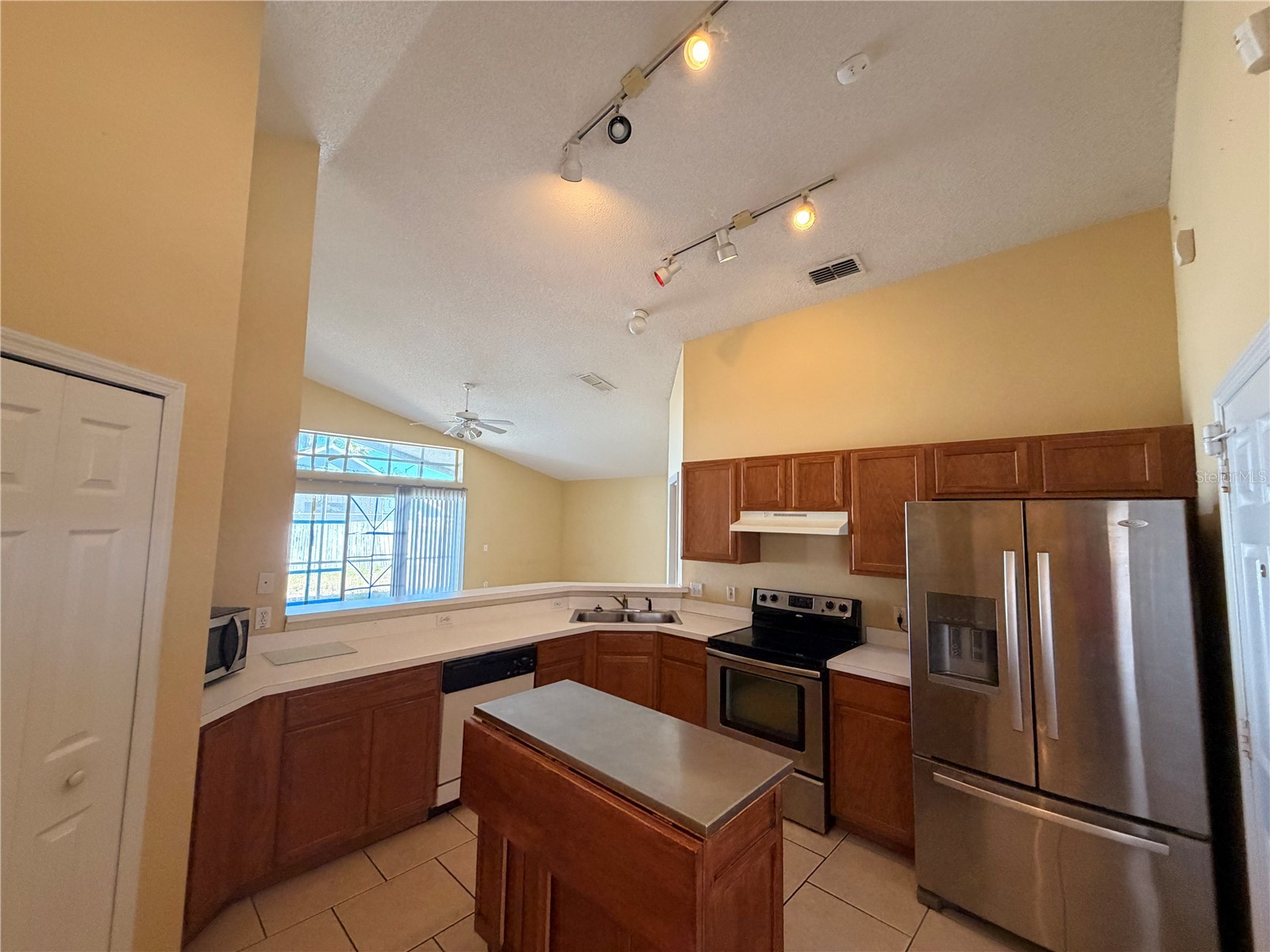 612 Prince Charles Drive Davenport FL 33837 S5150116 image3