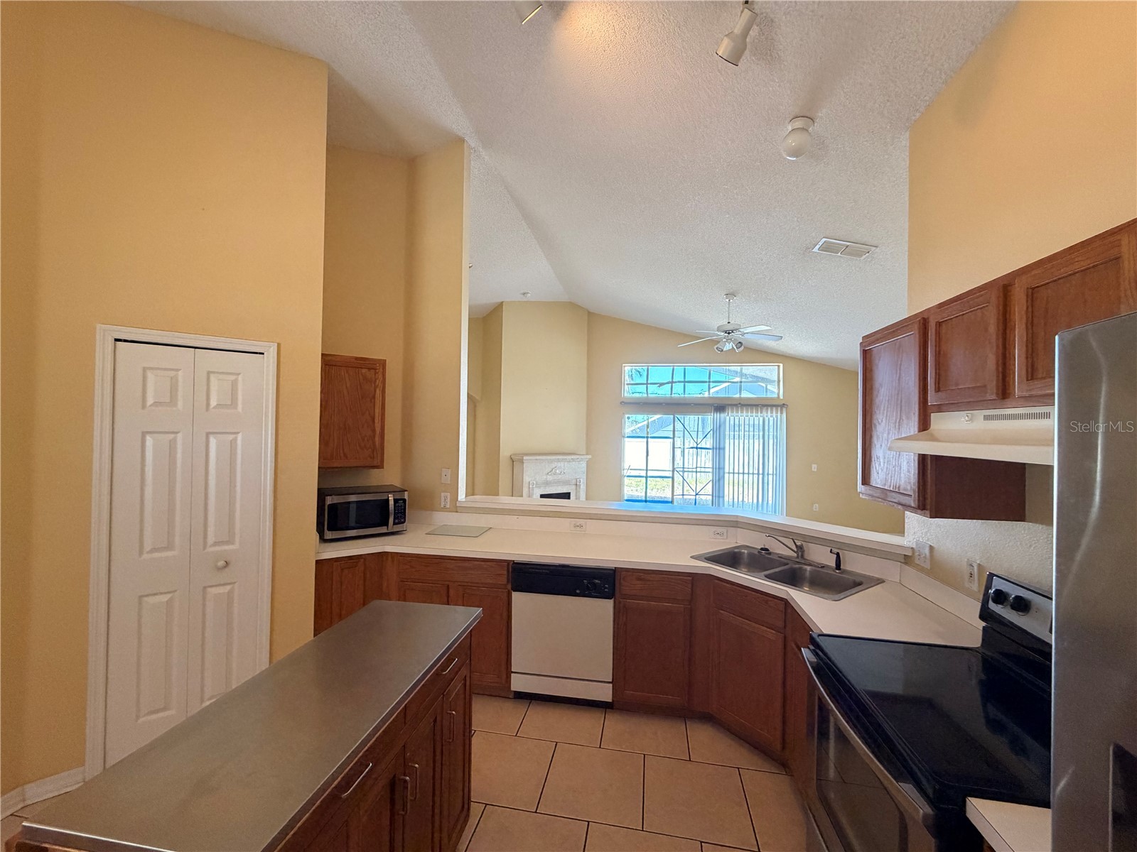 612 Prince Charles Drive Davenport FL 33837 S5150116 image4