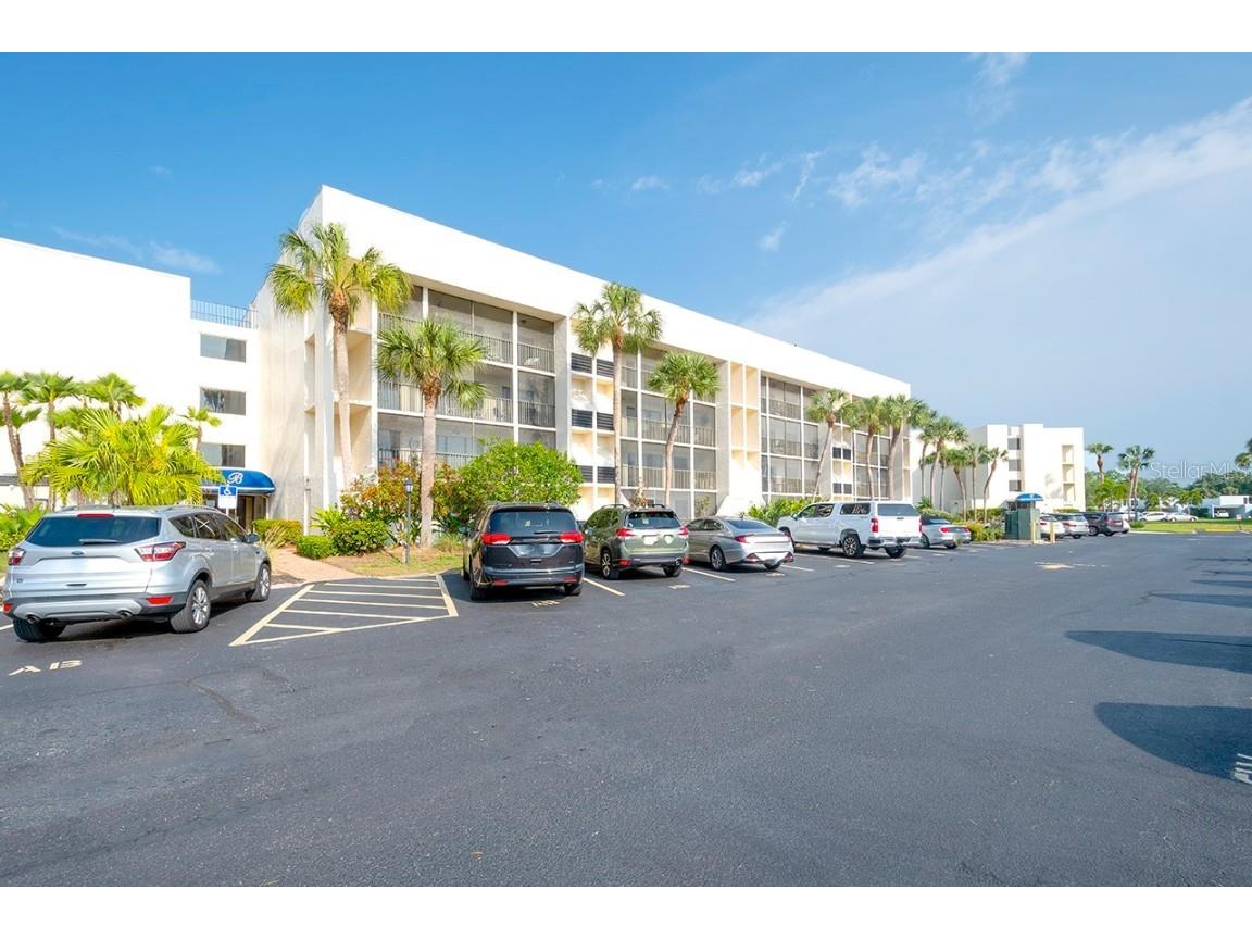 6120 43rd Street W #101B Bradenton FL 34210 A4605298 image1