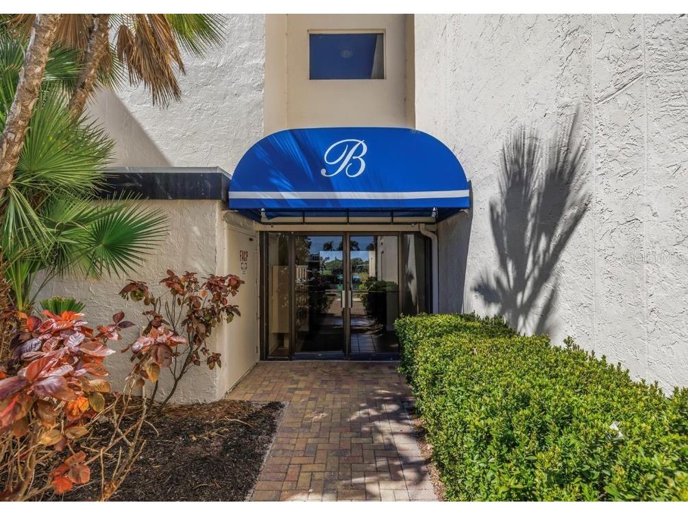 6120 43rd Street W #305B Bradenton FL 34210 O6338175 image1