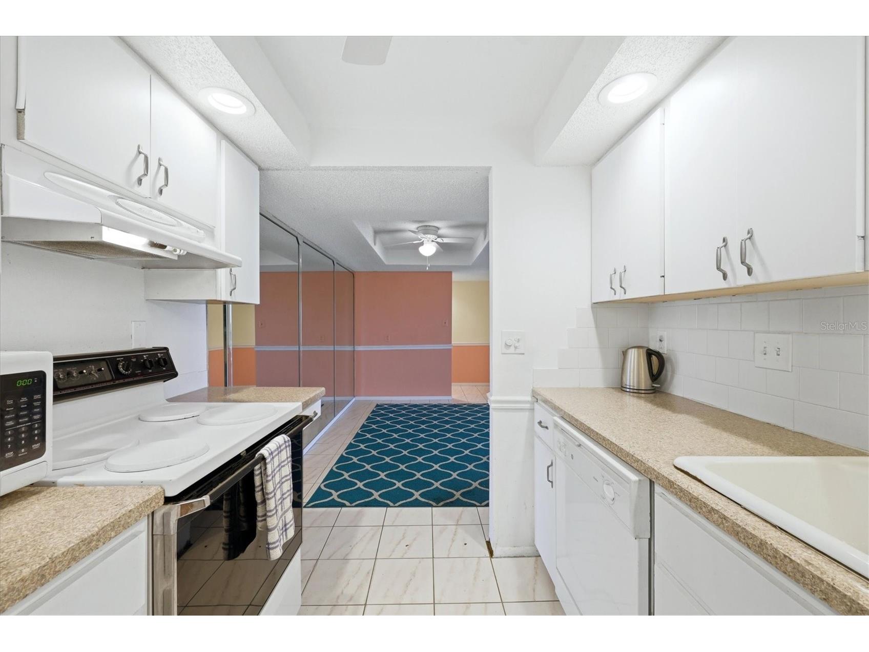 6120 43rd Street W #407B Bradenton FL 34210 A4690572 image18