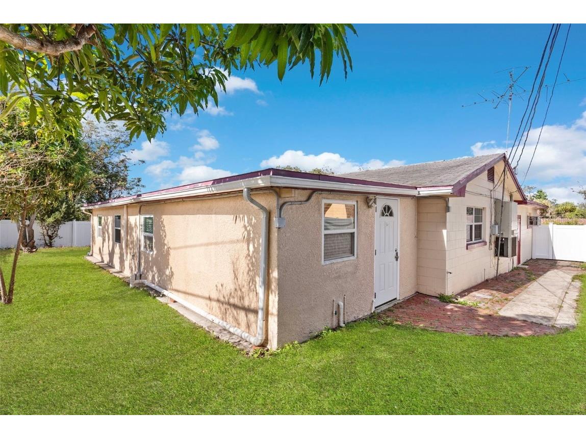 6120 Castlewood Lane Orlando FL 32808 O6369162 image23