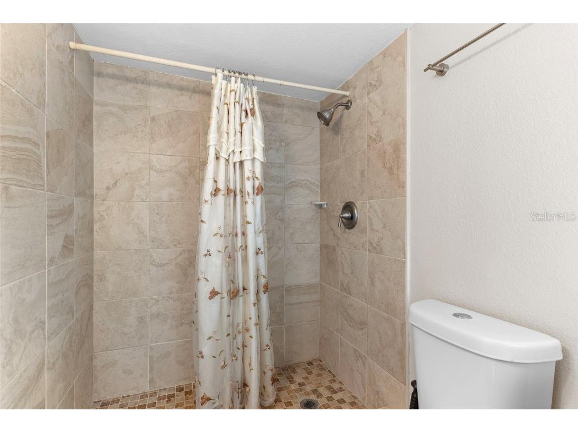 6120 Castlewood Lane Orlando FL 32808 O6369162 image27