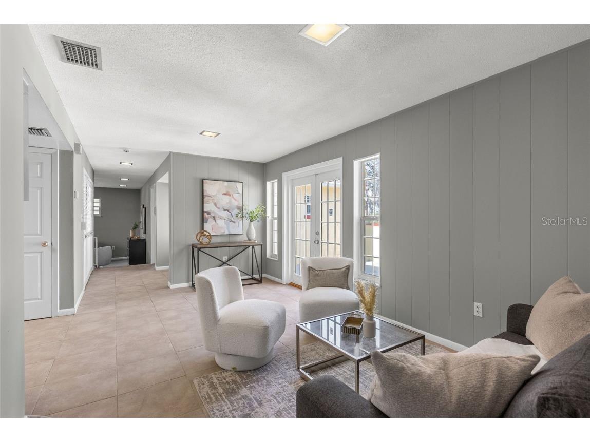 6120 Castlewood Lane Orlando FL 32808 O6369162 image8