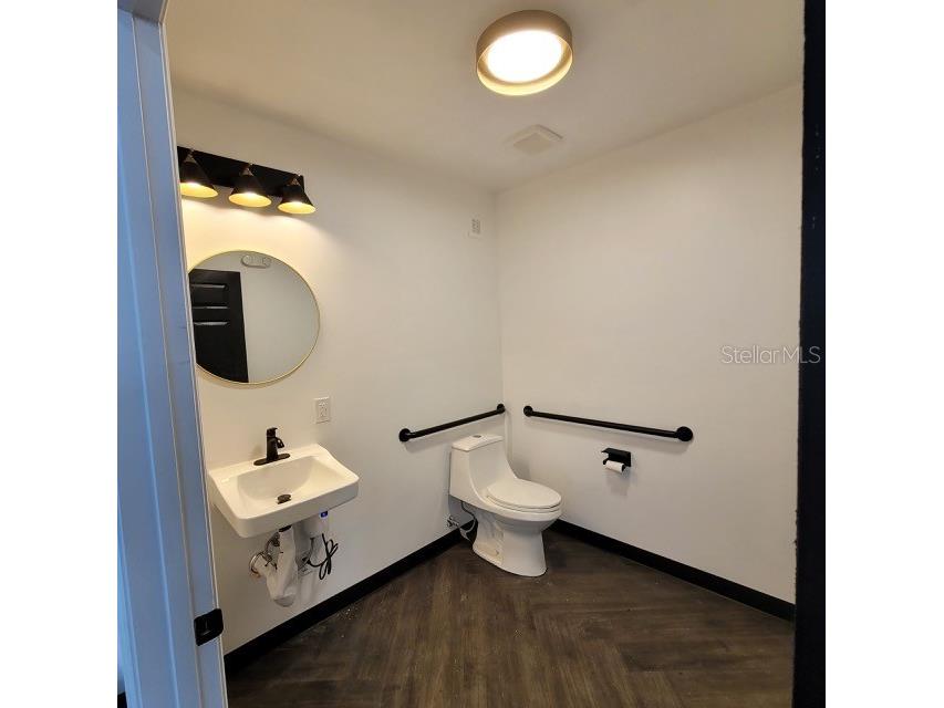 6124 Central Avenue Saint Petersburg FL 33707 TB8473055 image5