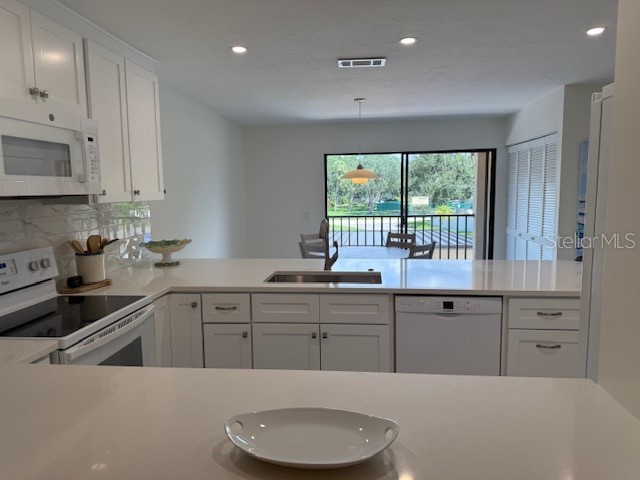 6120 Country Club Way #207 Sarasota FL 34243 A4663598 image3