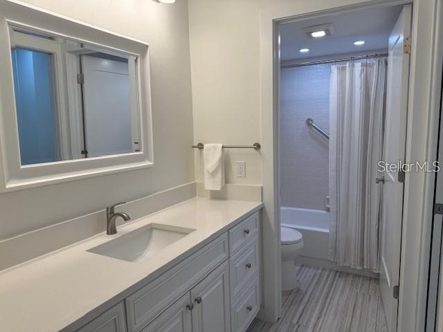 6120 Country Club Way #207 Sarasota FL 34243 A4688240 image15