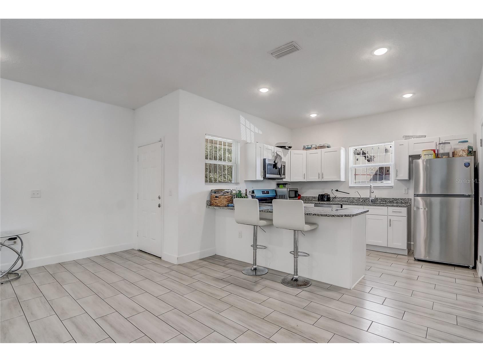 6120 Denson Drive Orlando FL 32808 O6416574 image8