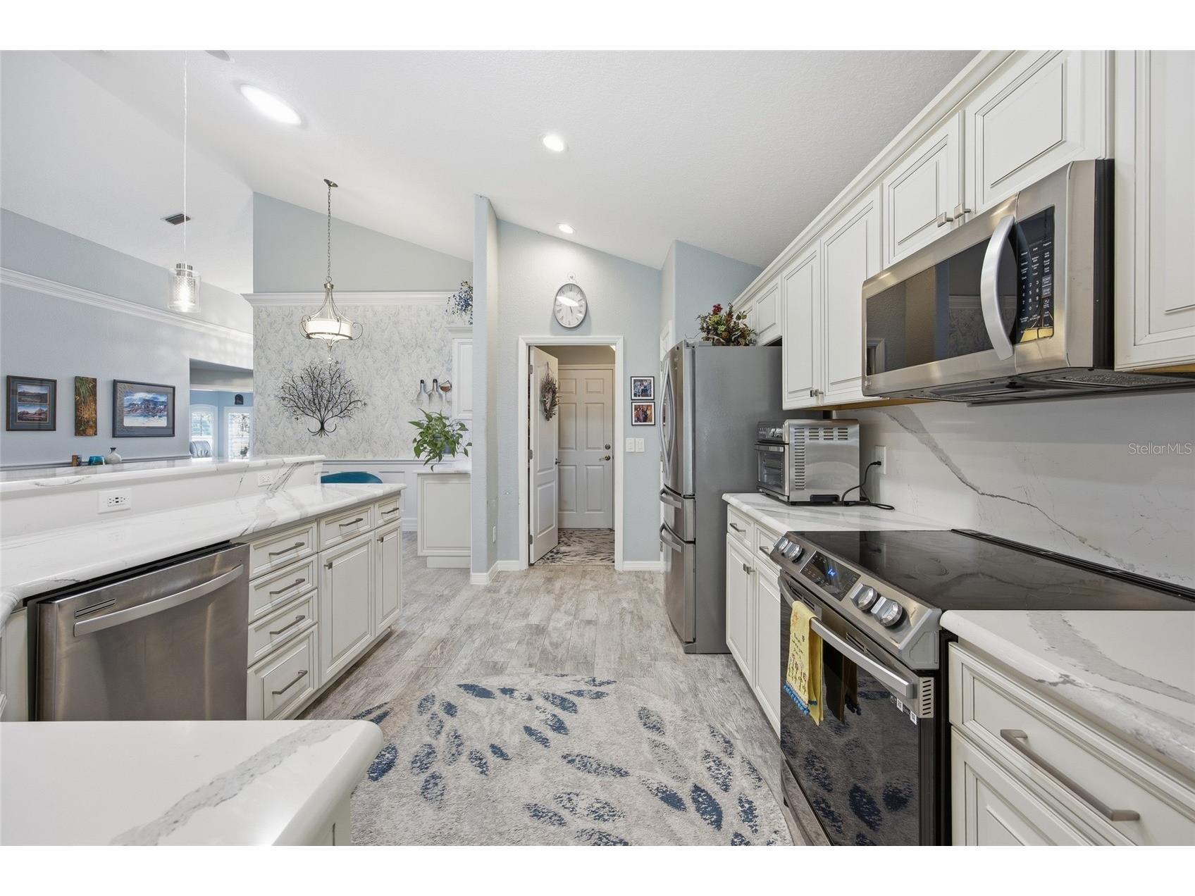 6120 Landings Boulevard Lady Lake FL 32159 - LAKE GRIFFIN OM722856 image30