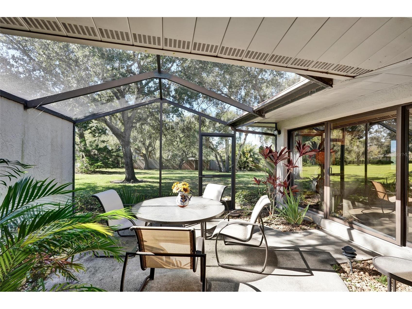 6120 Wilshire Circle #6 Sarasota FL 34238 - Mirror Lake A4678904 image13