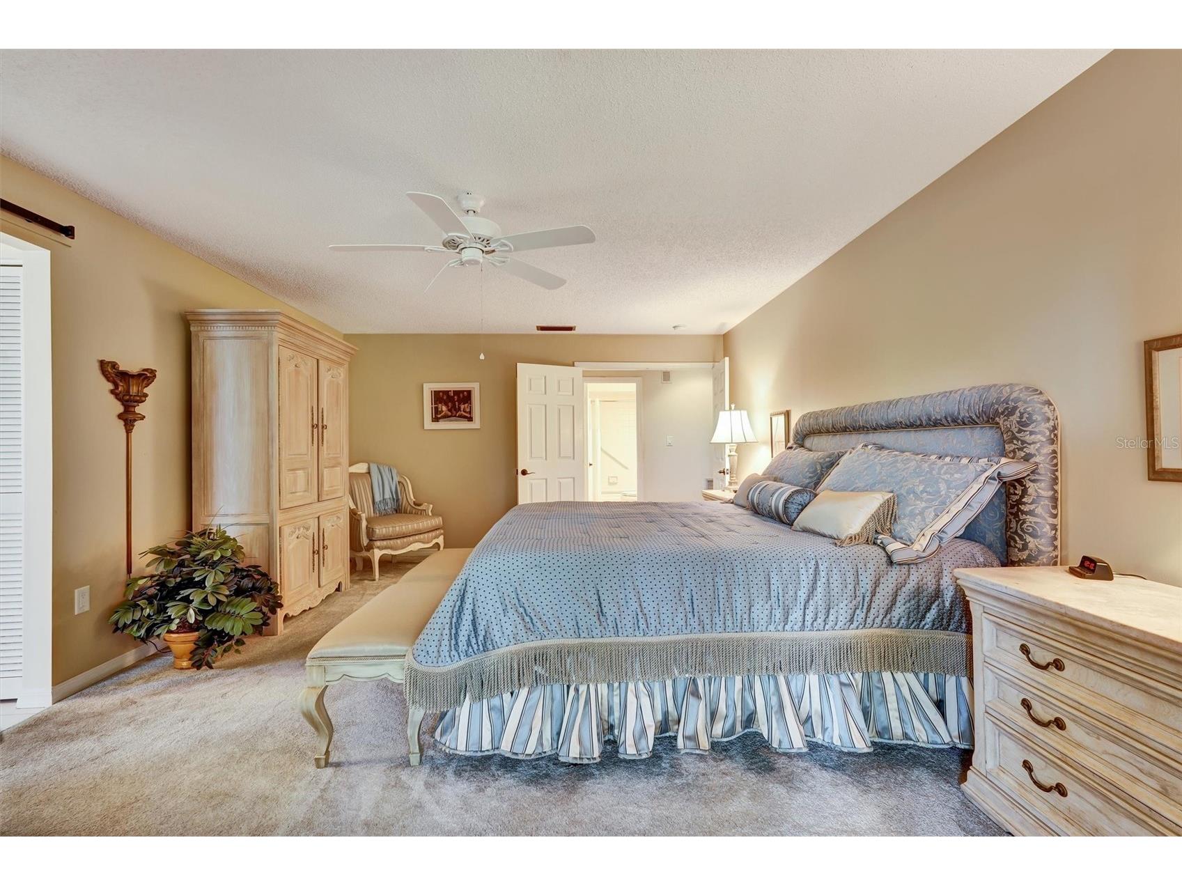 6120 Wilshire Circle #6 Sarasota FL 34238 - Mirror Lake A4678904 image25