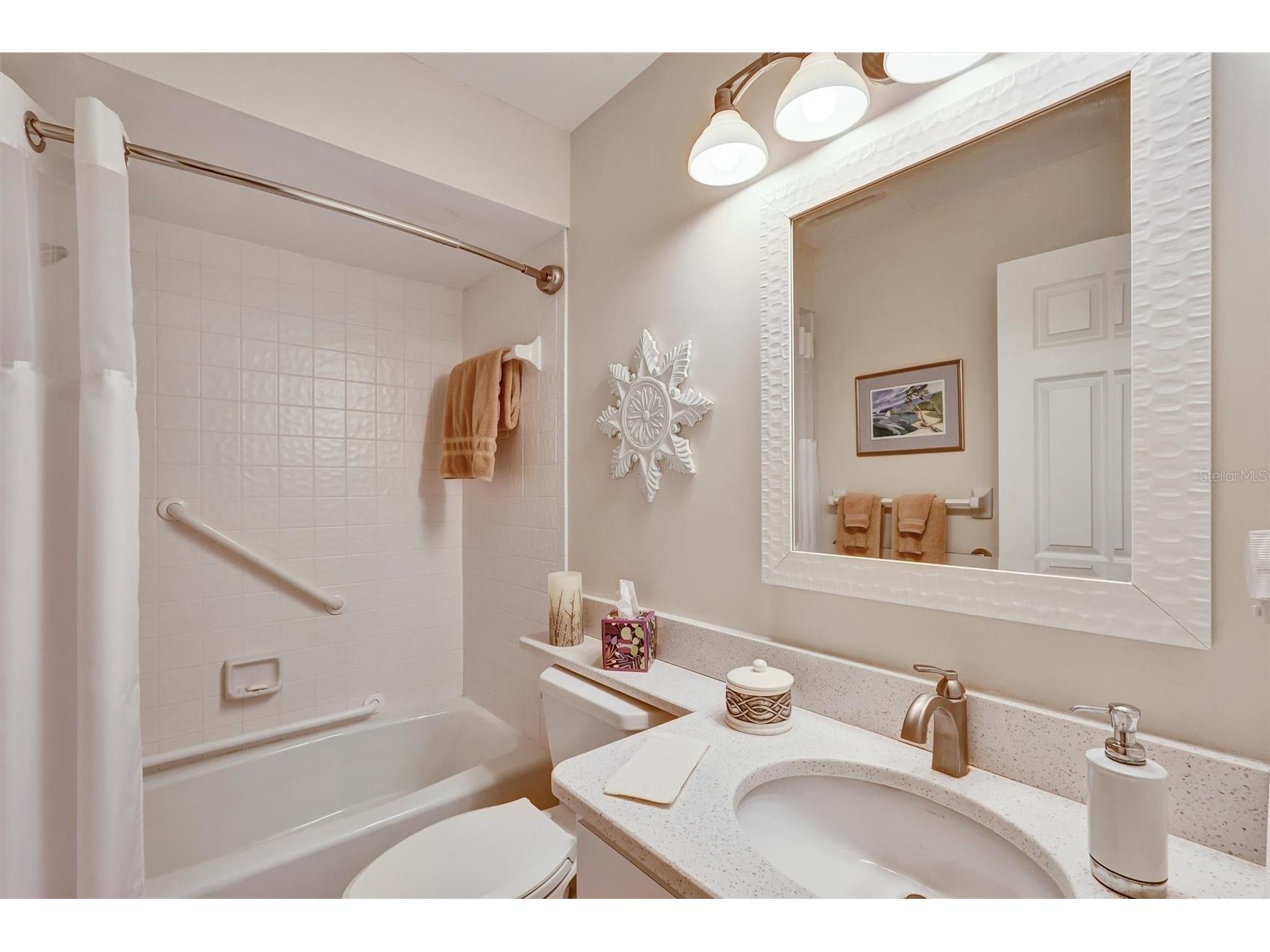 6120 Wilshire Circle #6 Sarasota FL 34238 - Mirror Lake A4678904 image32