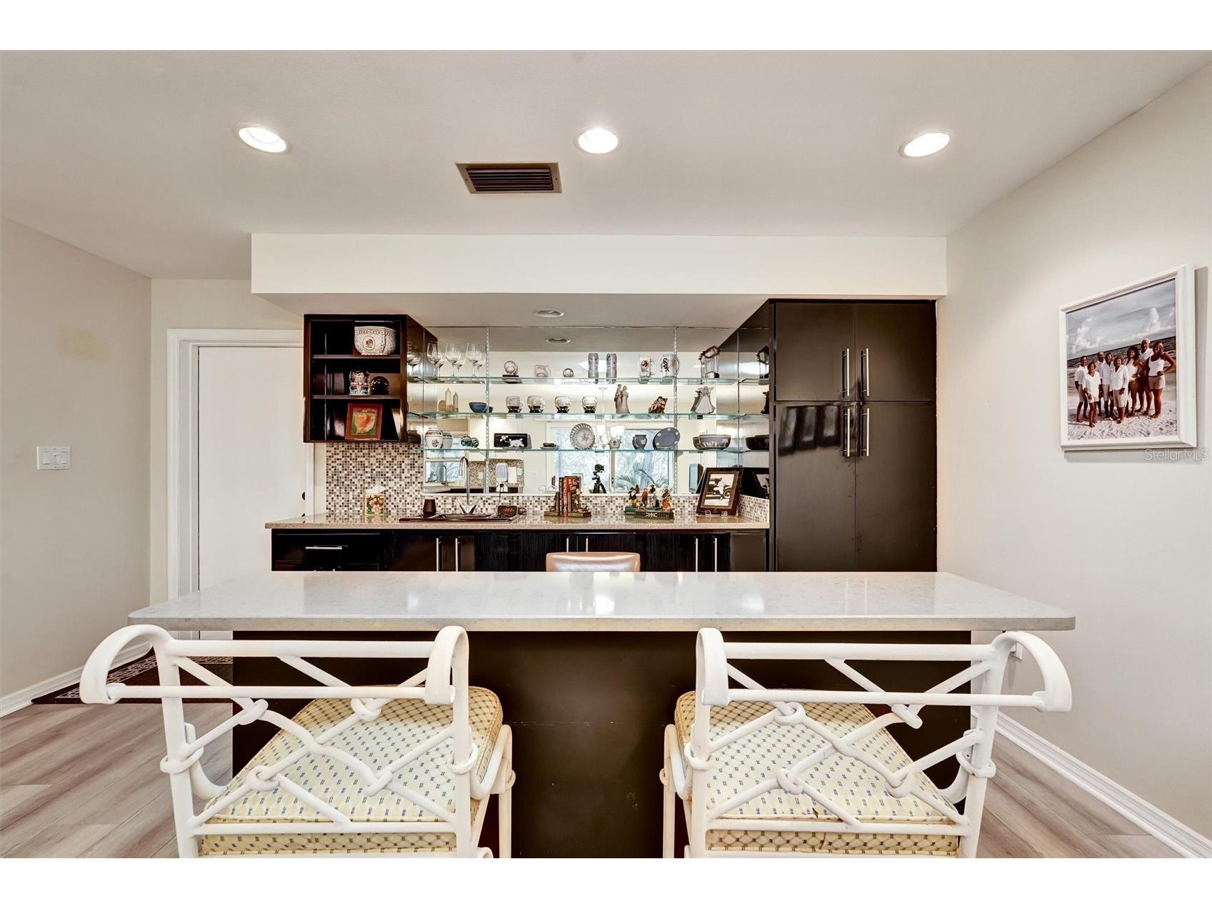 6120 Wilshire Circle #6 Sarasota FL 34238 - Mirror Lake A4678904 image6