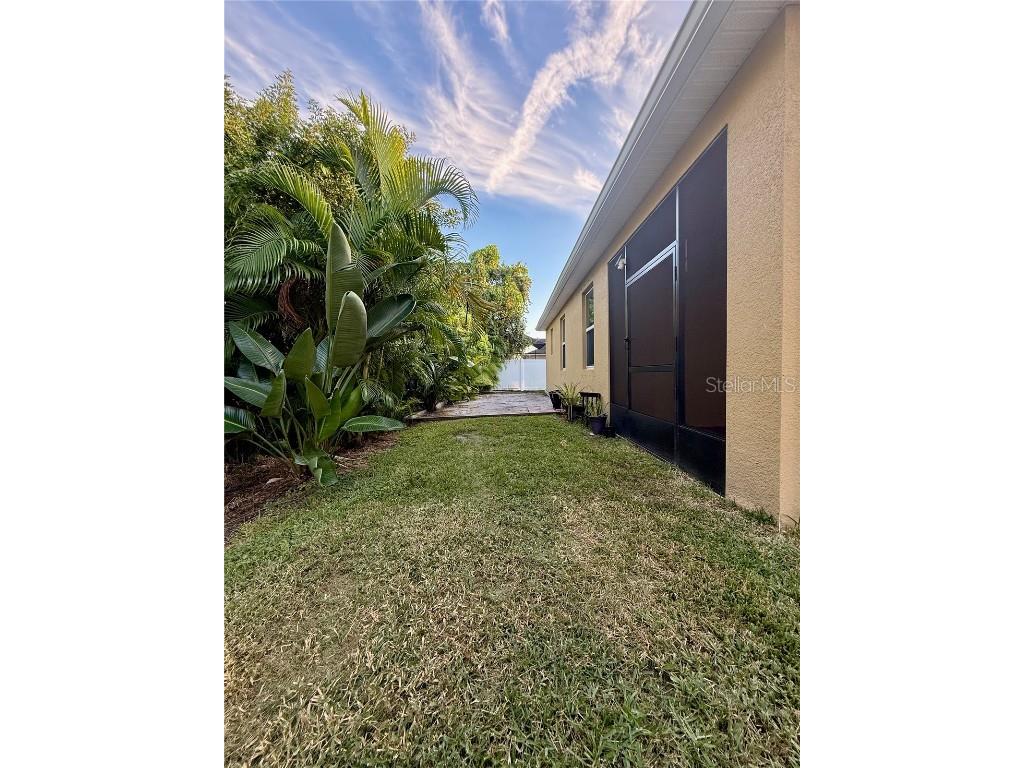 6121 35th Court E Bradenton FL 34203 A4653677 image33