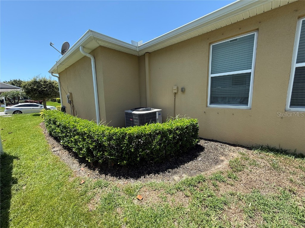 6121 35th Court E Bradenton FL 34203 A4653677 image40