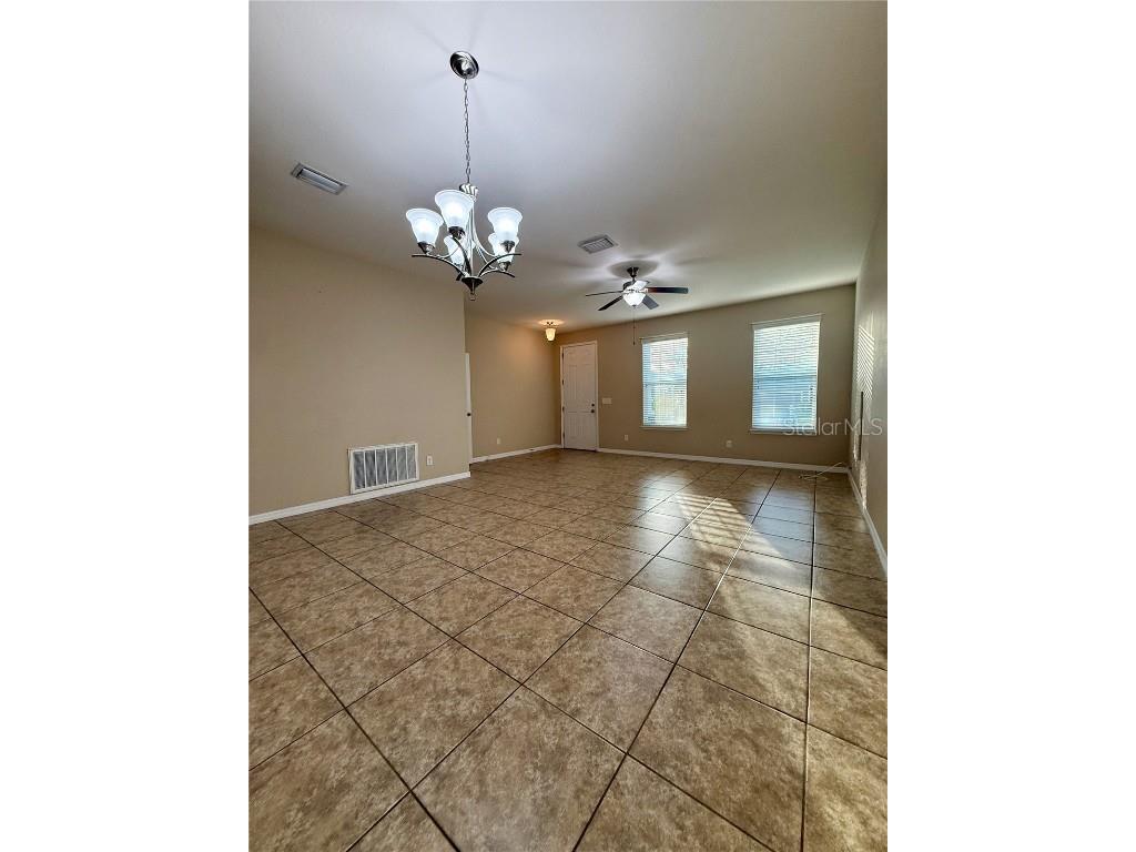 6121 35th Court E Bradenton FL 34203 A4653677 image8