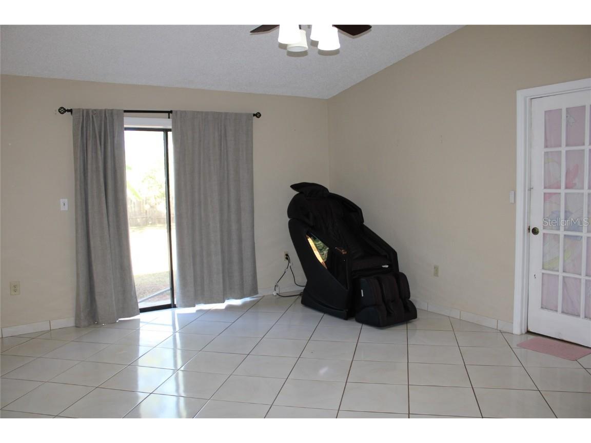 6121 56th Avenue N Saint Petersburg FL 33709 TB8457169 image3