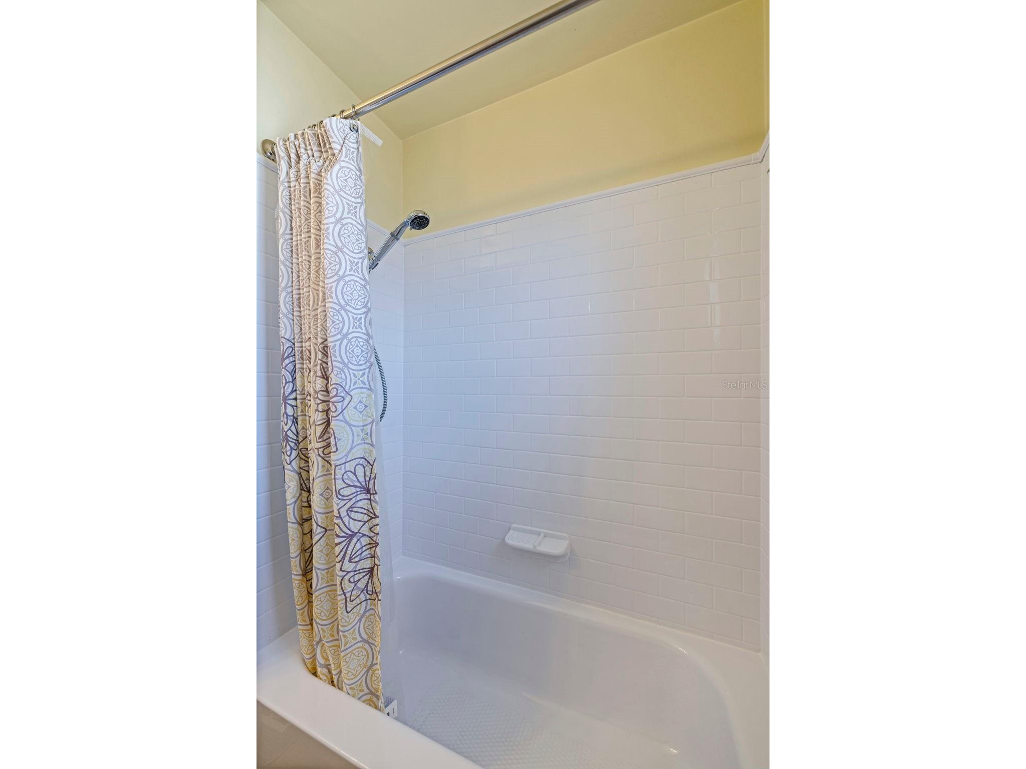 6121 58th Street N Saint Petersburg FL 33709 TB8471440 image25