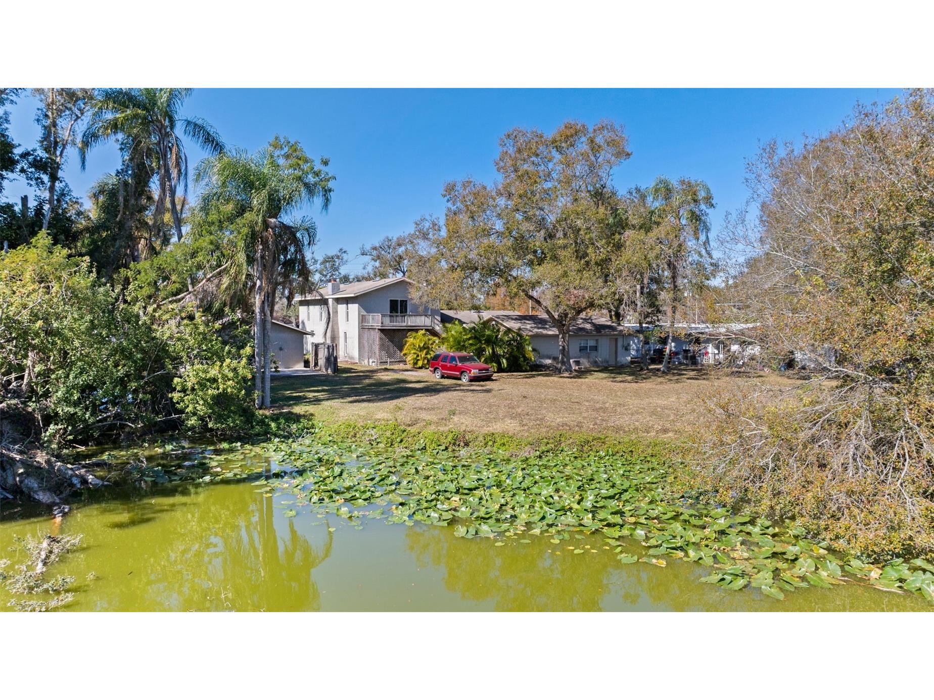6121 58th Street N Saint Petersburg FL 33709 TB8471440 image56