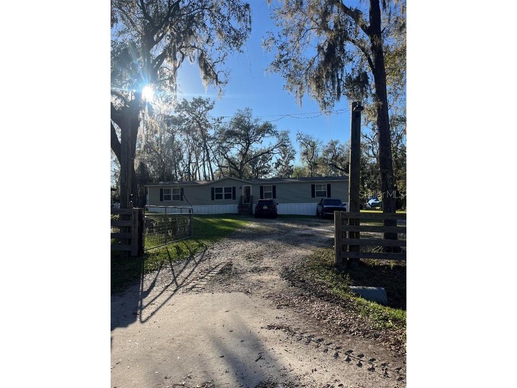 6121 Creekwater Drive Lakeland FL 33811 L4950827 image1