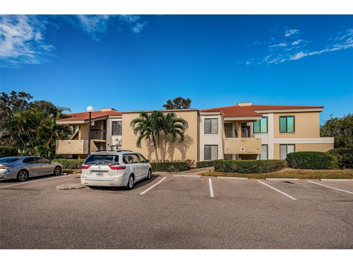 6121 Palma Del Mar Boulevard S #228 Saint Petersburg FL 33715 U8220727 image1
