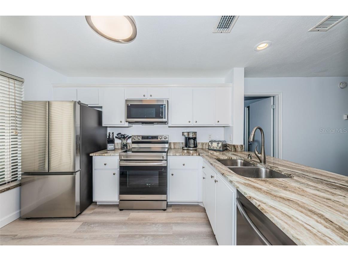 6121 Palma Del Mar Boulevard S #228 Saint Petersburg FL 33715 U8220727 image4